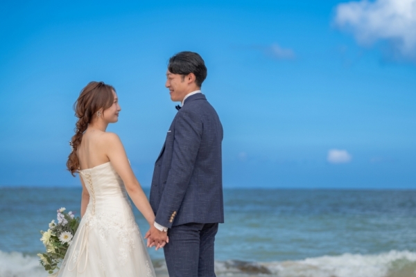 ドローン写真1カット付！『★11周年記念★おんなそんビーチフォトSPL　3月まで55000円』衣装追加料金なし★青空＆お顔美肌補正2万円分付！